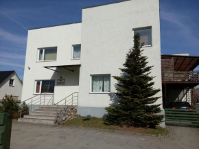 Anette House